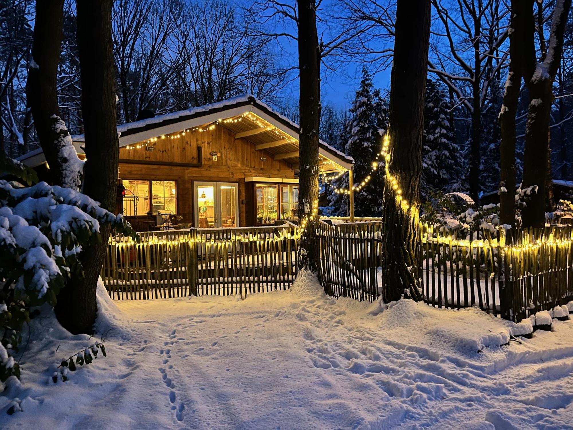 Vakantiechalet Voor 4 Plus 2 Met Sauna Lanaken Exterior photo
